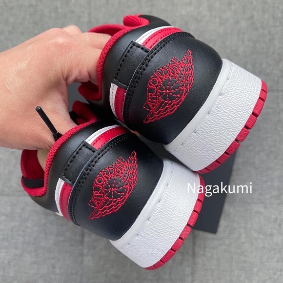 🖤❤️ Nike Air Jordan 1 low retro bred shoes (big kids) - Picture 4 of 4